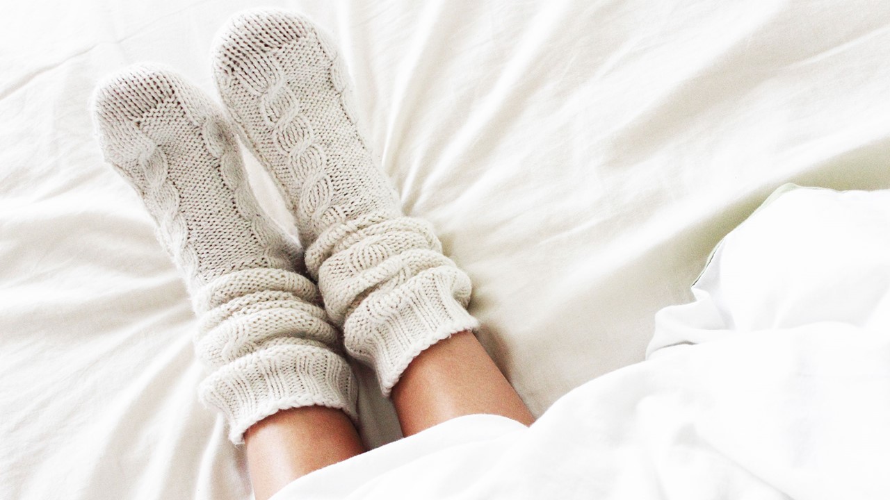 schot wazig bladerdeeg 6 tips tegen koude voeten in bed | Beter Bed